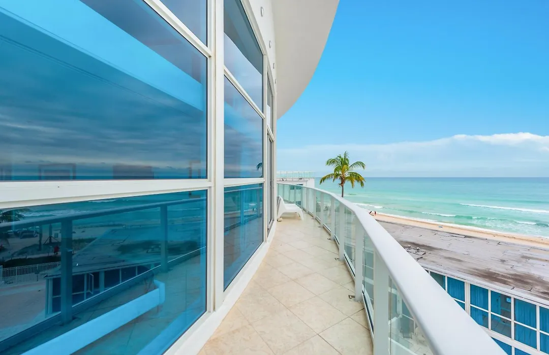 Oceanfront Loft At Castle Beach Club -M15-1